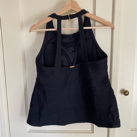 Lands End black textured tanking top - Picture 4 of 6